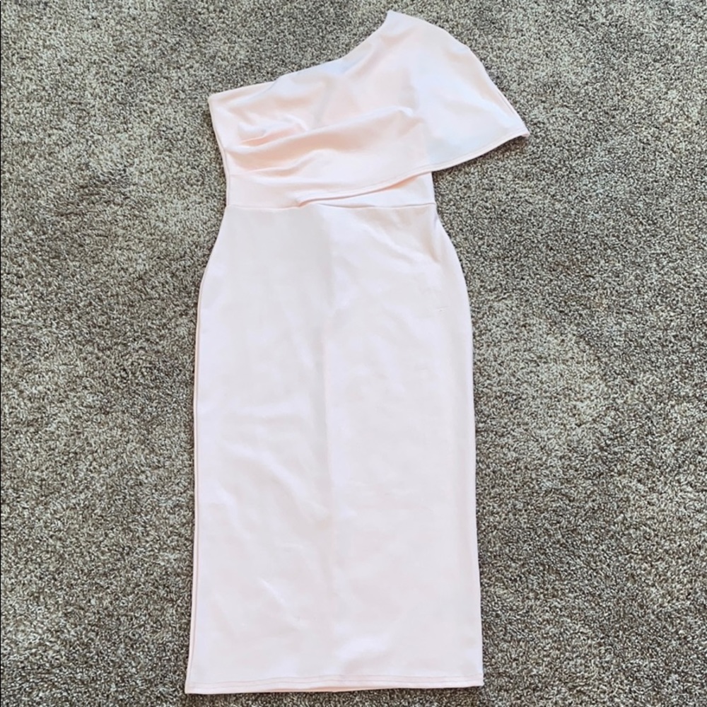 Baby Pink Off the shoulder fitted midi dress
